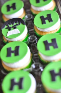 hulk cake and cupcakes-6